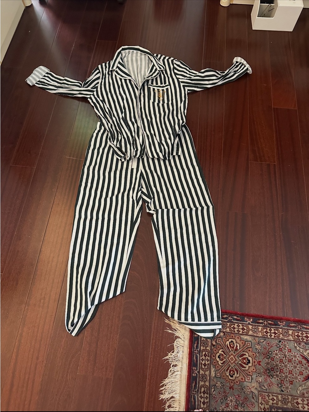 Striped Women’s Pajama Set - Black & White